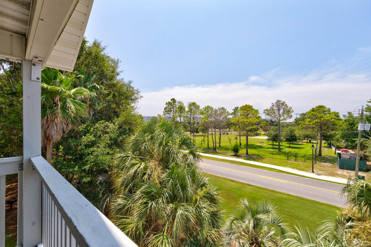 4000 Dancing Cloud Court - Photo 1