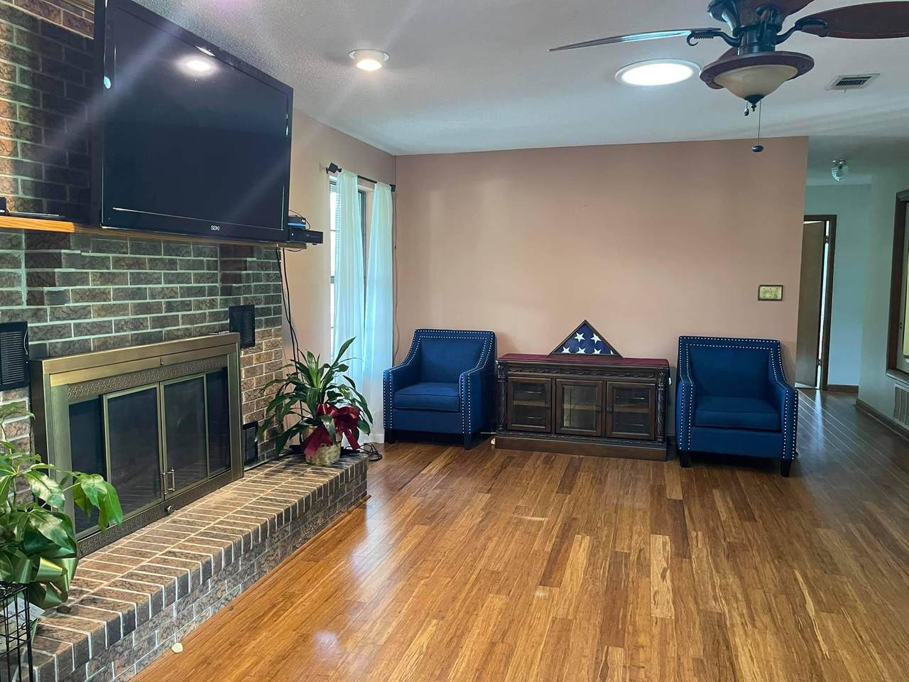 935 Pinewood Drive - Photo 1