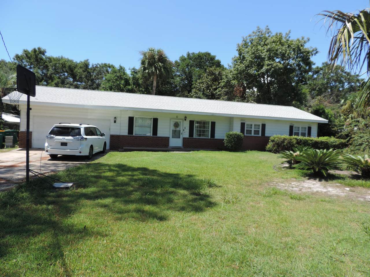 11 Palmetto Drive - Photo 1