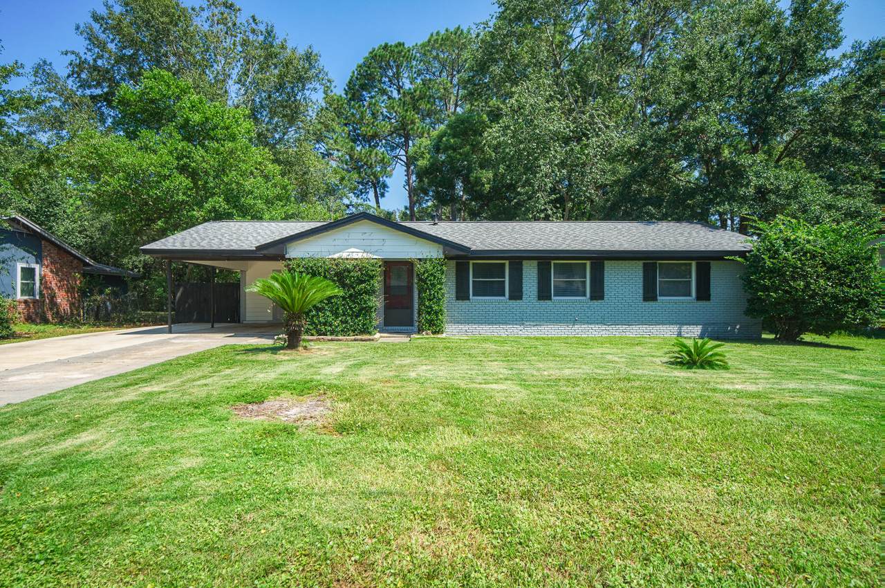 33 Temple Avenue - Photo 1