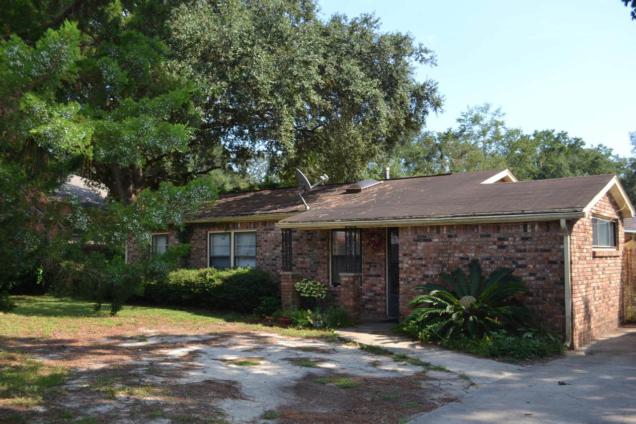 713 Bob Sikes Boulevard - Photo 1