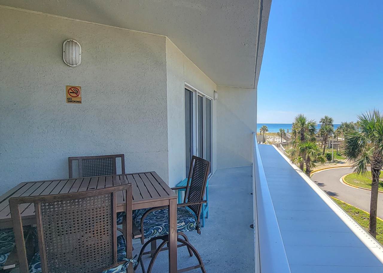 895 Santa Rosa Boulevard - Photo 1