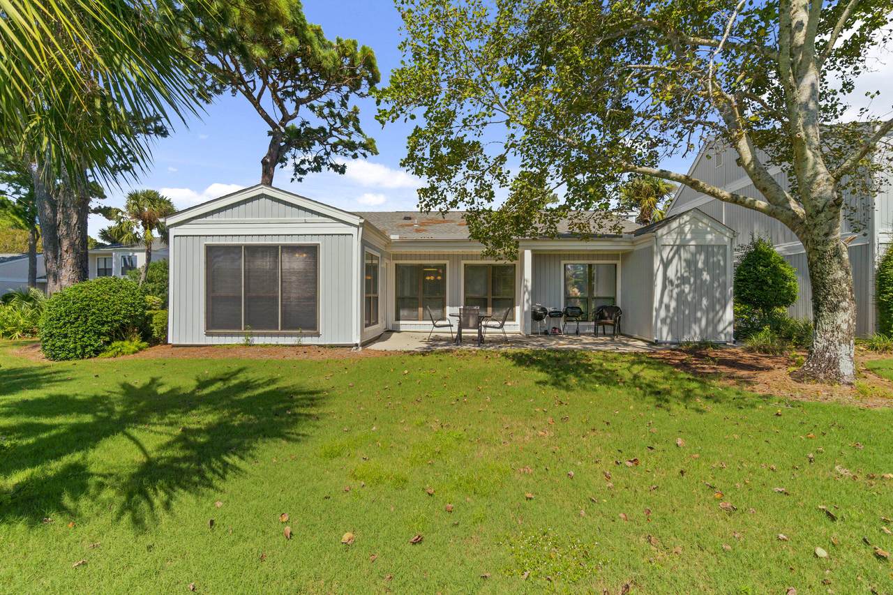 752 Sandpiper Drive - Photo 1