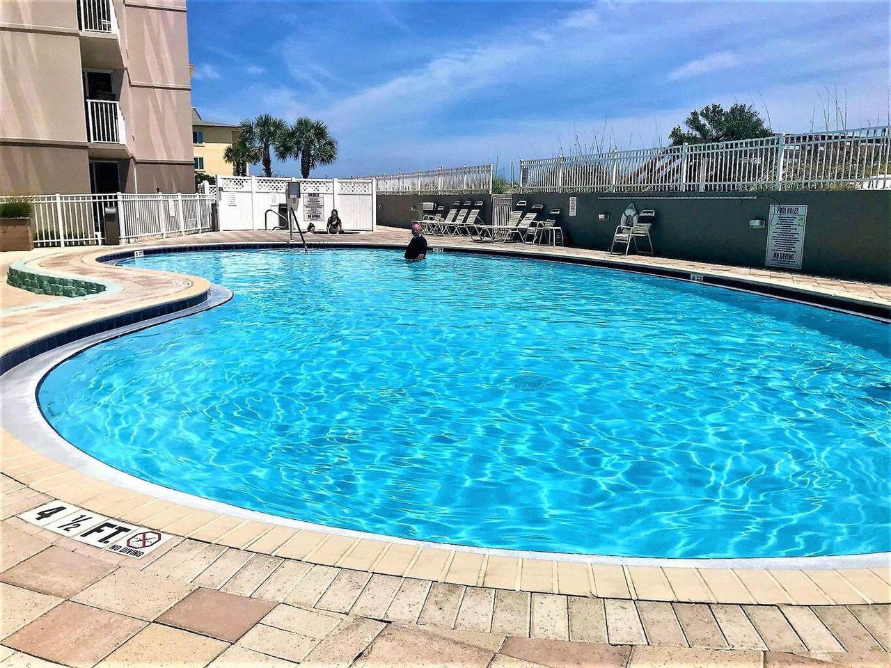 520 Santa Rosa Boulevard - Photo 1