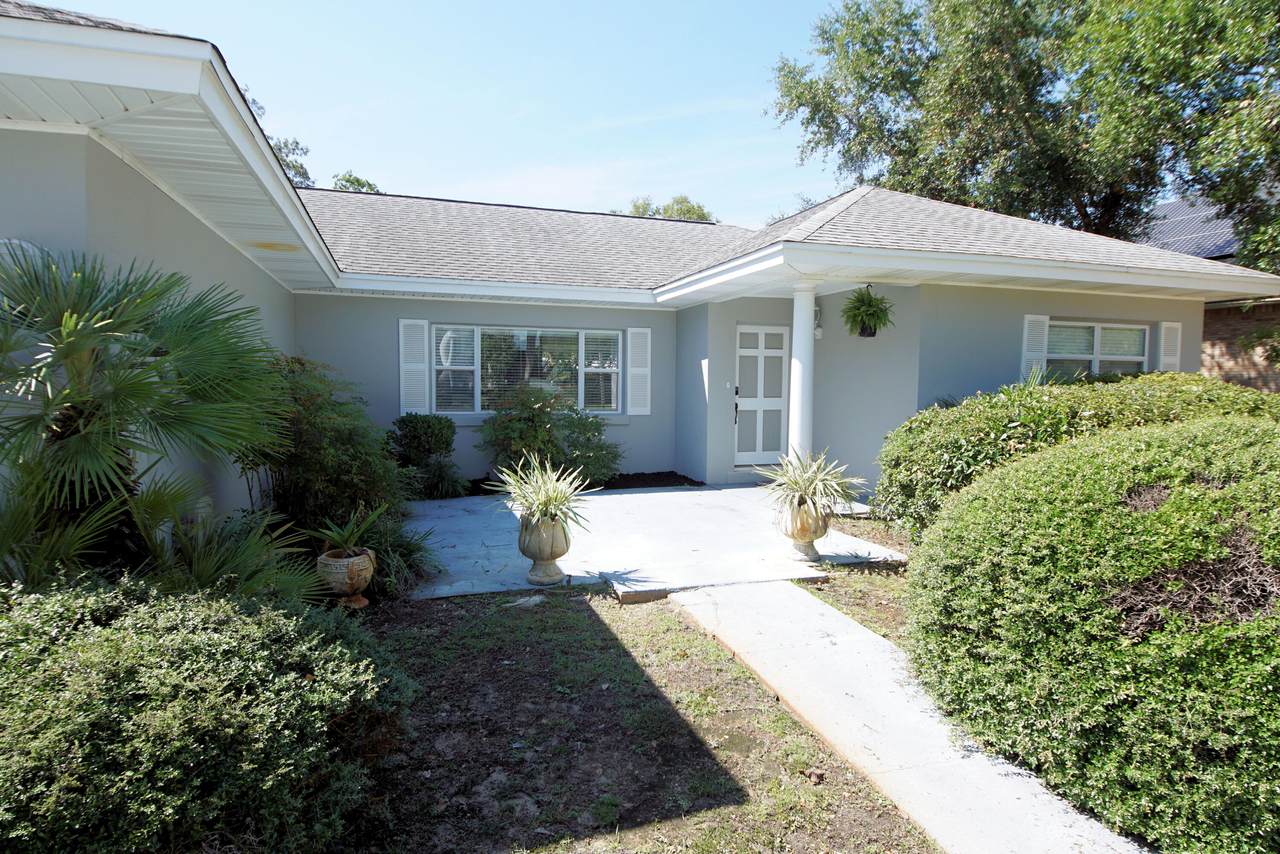 353 Sudduth Circle - Photo 1