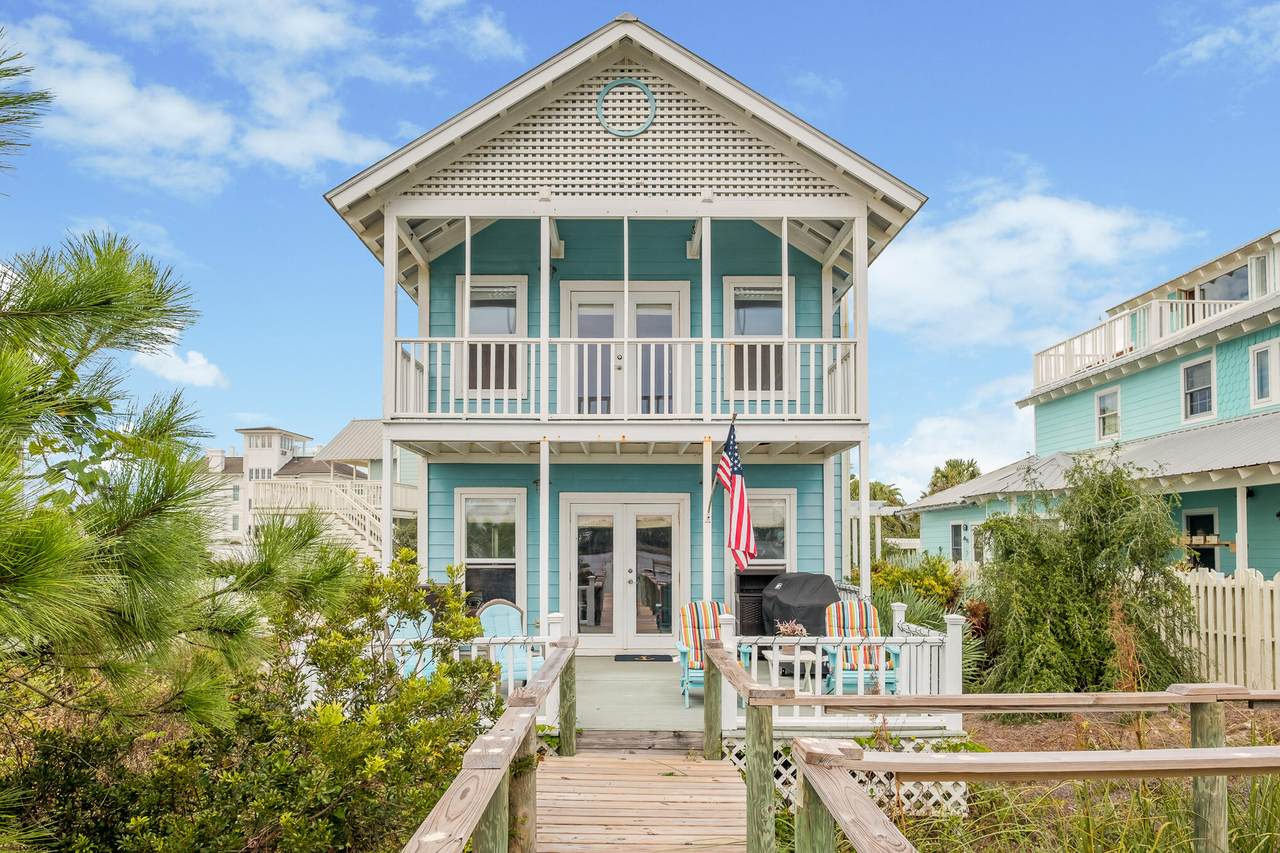 15 Sugar Beach Drive - Photo 1