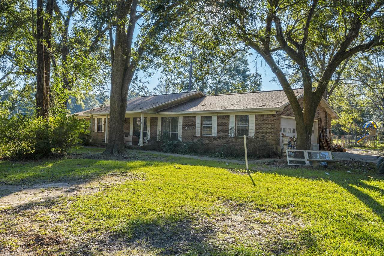 4261 Pace Lane - Photo 1