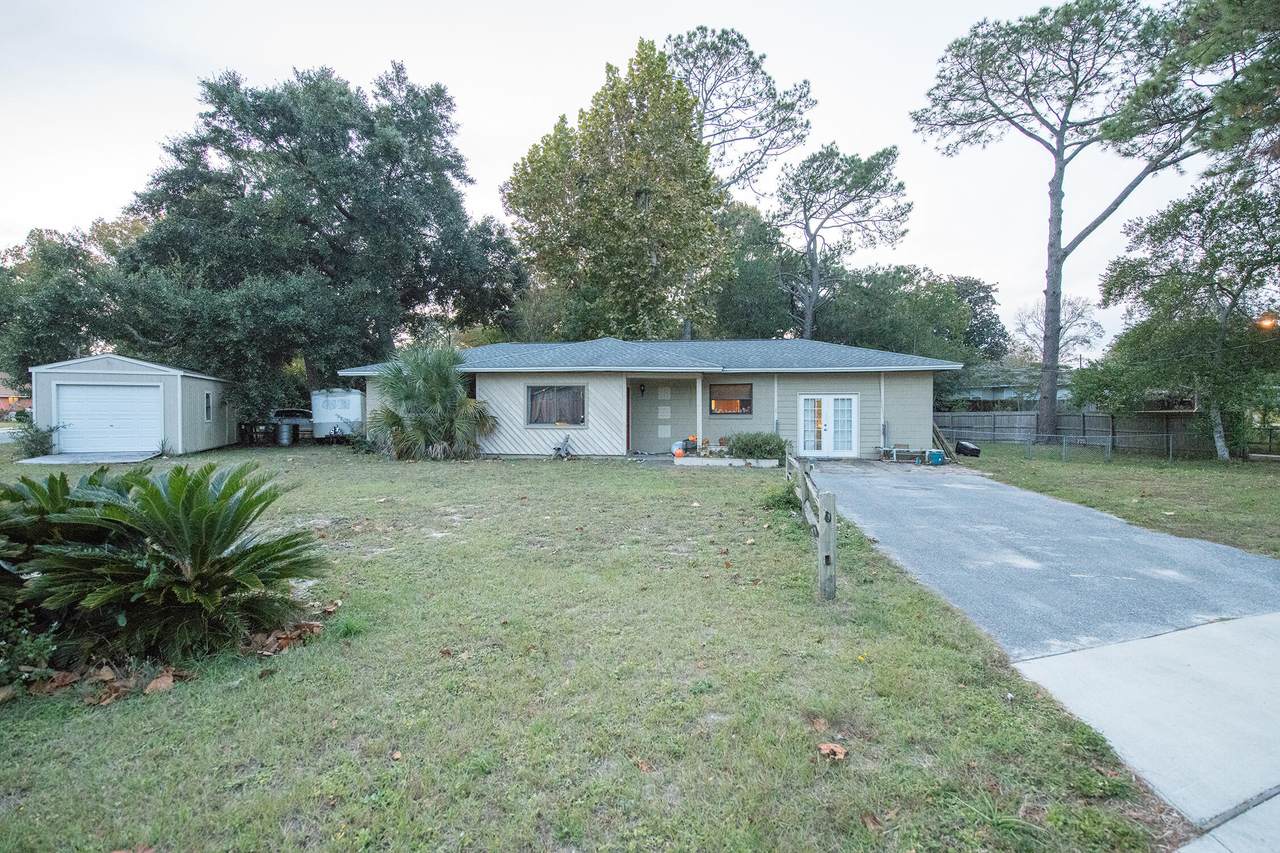 38 Oregon Drive - Photo 1
