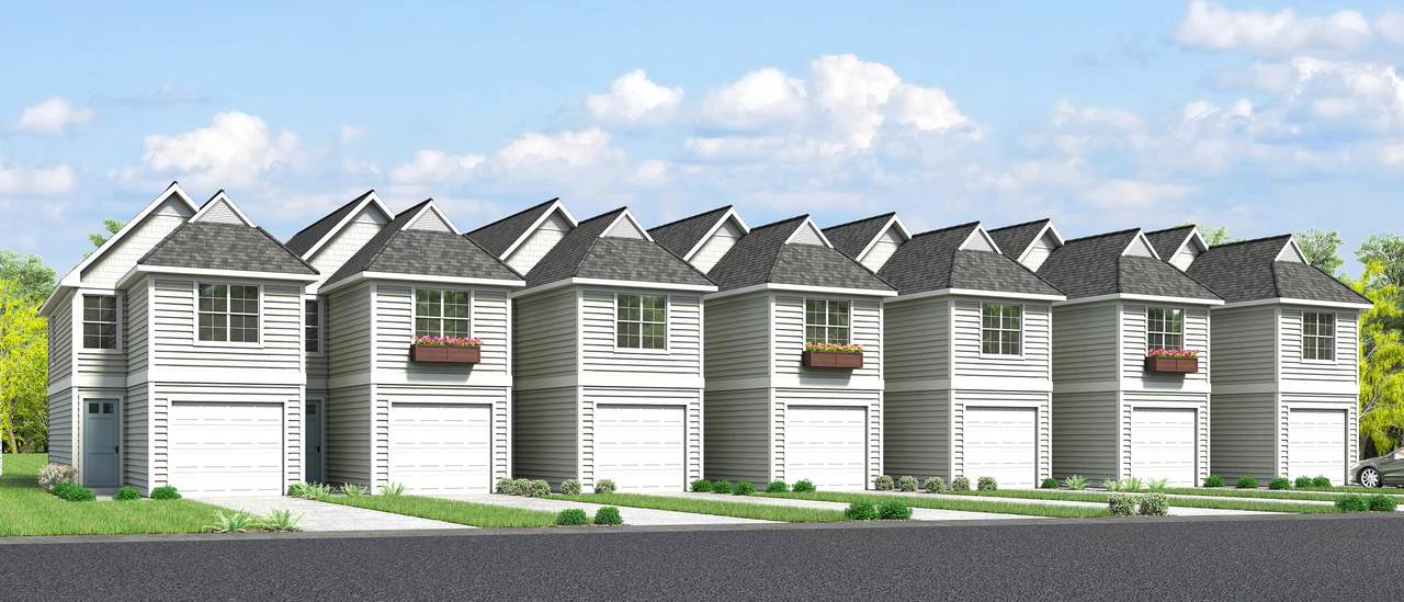 7287 Majestic Boulevard - Photo 1