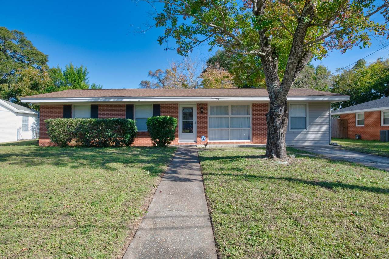 23 Woodham Avenue - Photo 1
