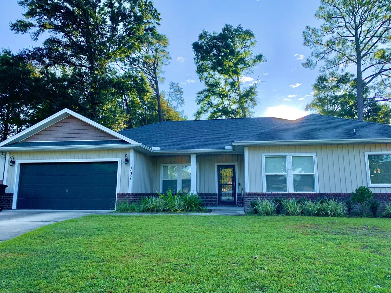 101 Benarr Avenue - Photo 1