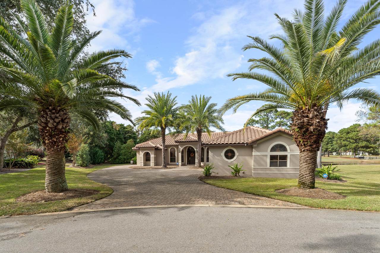367 Golfview Drive - Photo 1