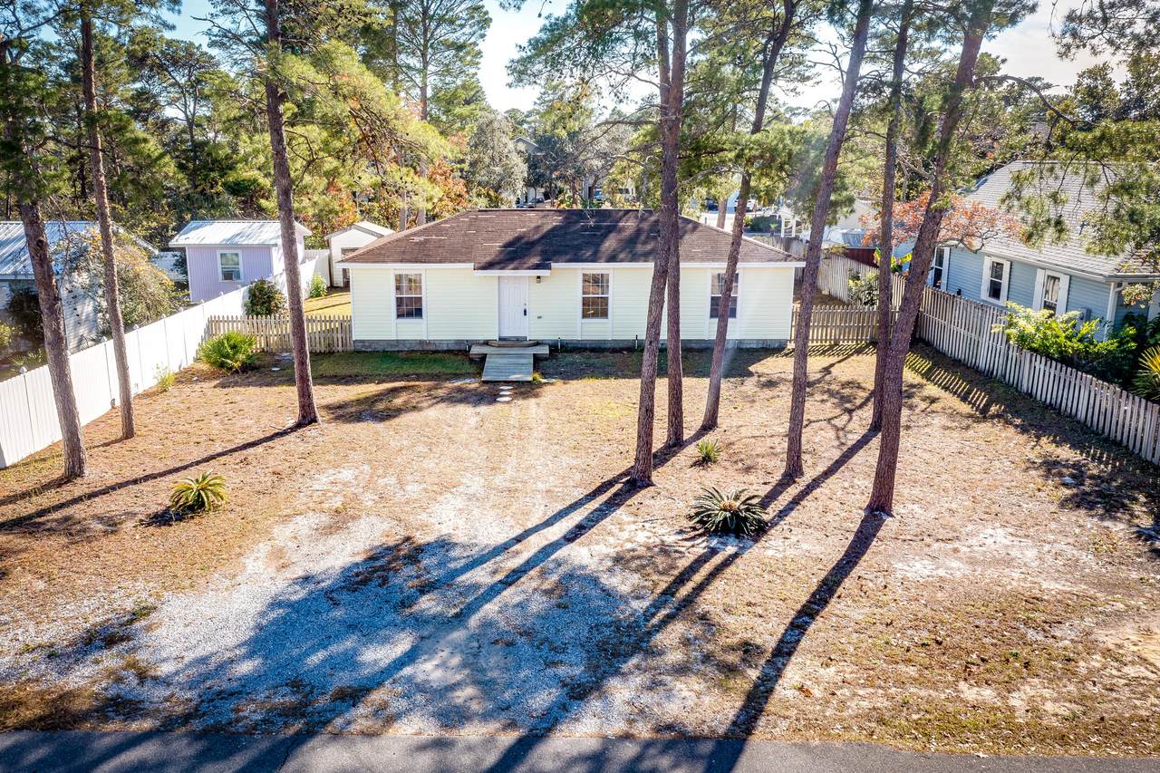 162 Ash Street - Photo 1