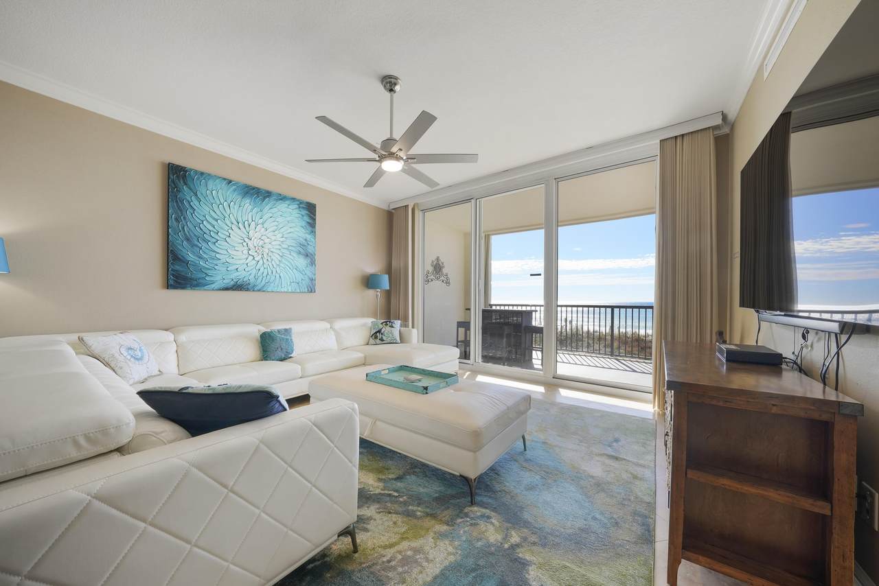 874 Venus Court - Photo 1