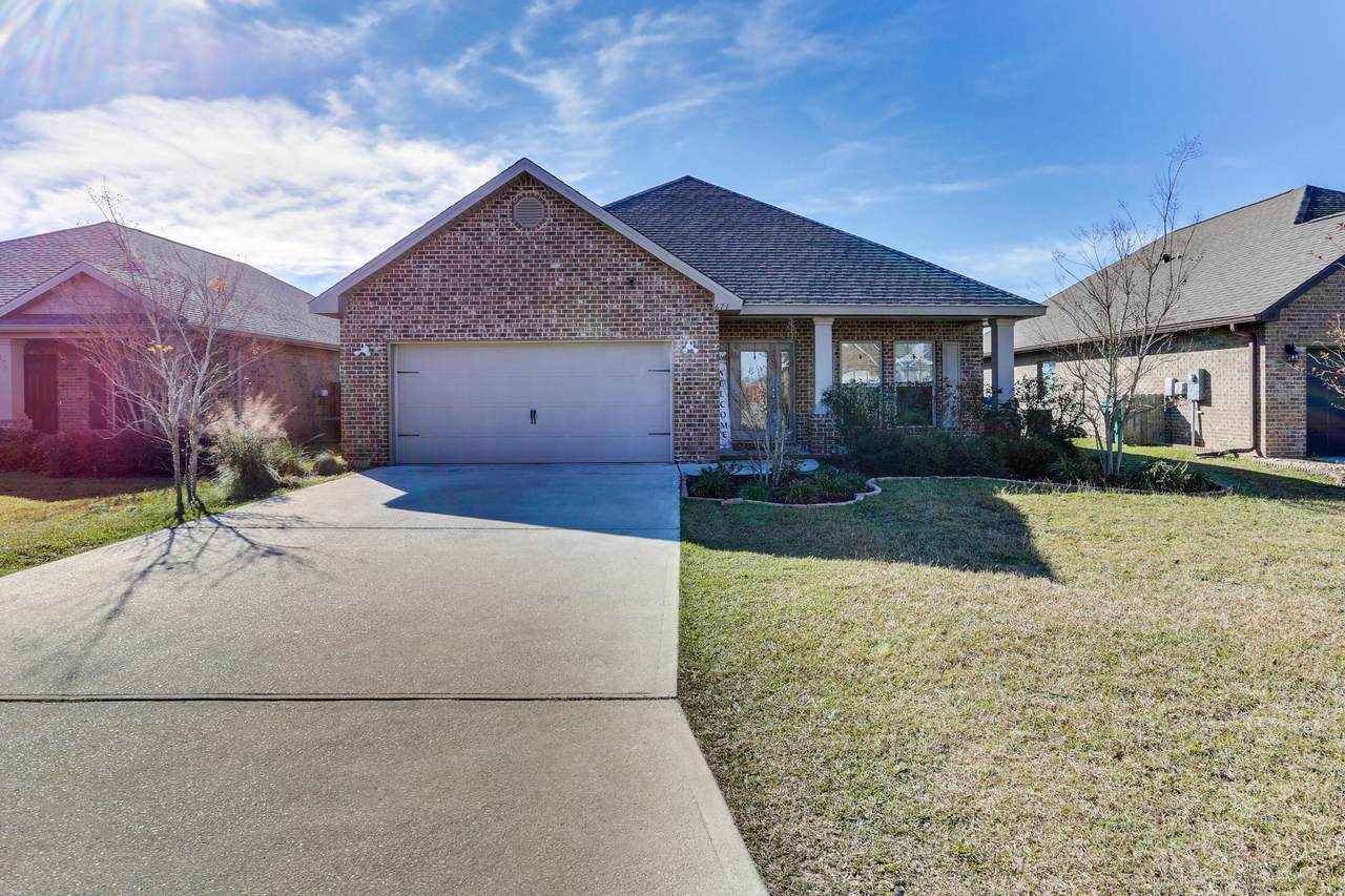 671 Teal Street - Photo 1