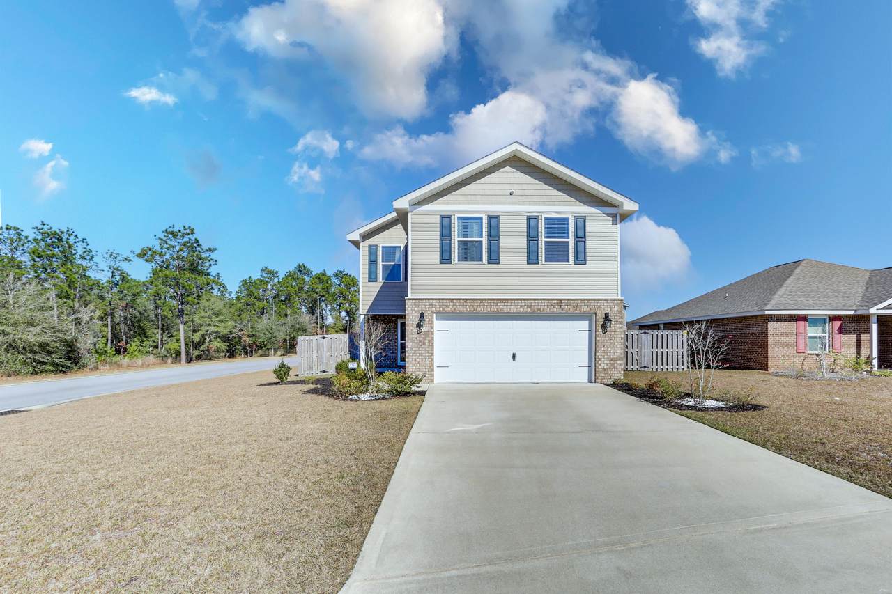 704 Widgeon Way - Photo 1
