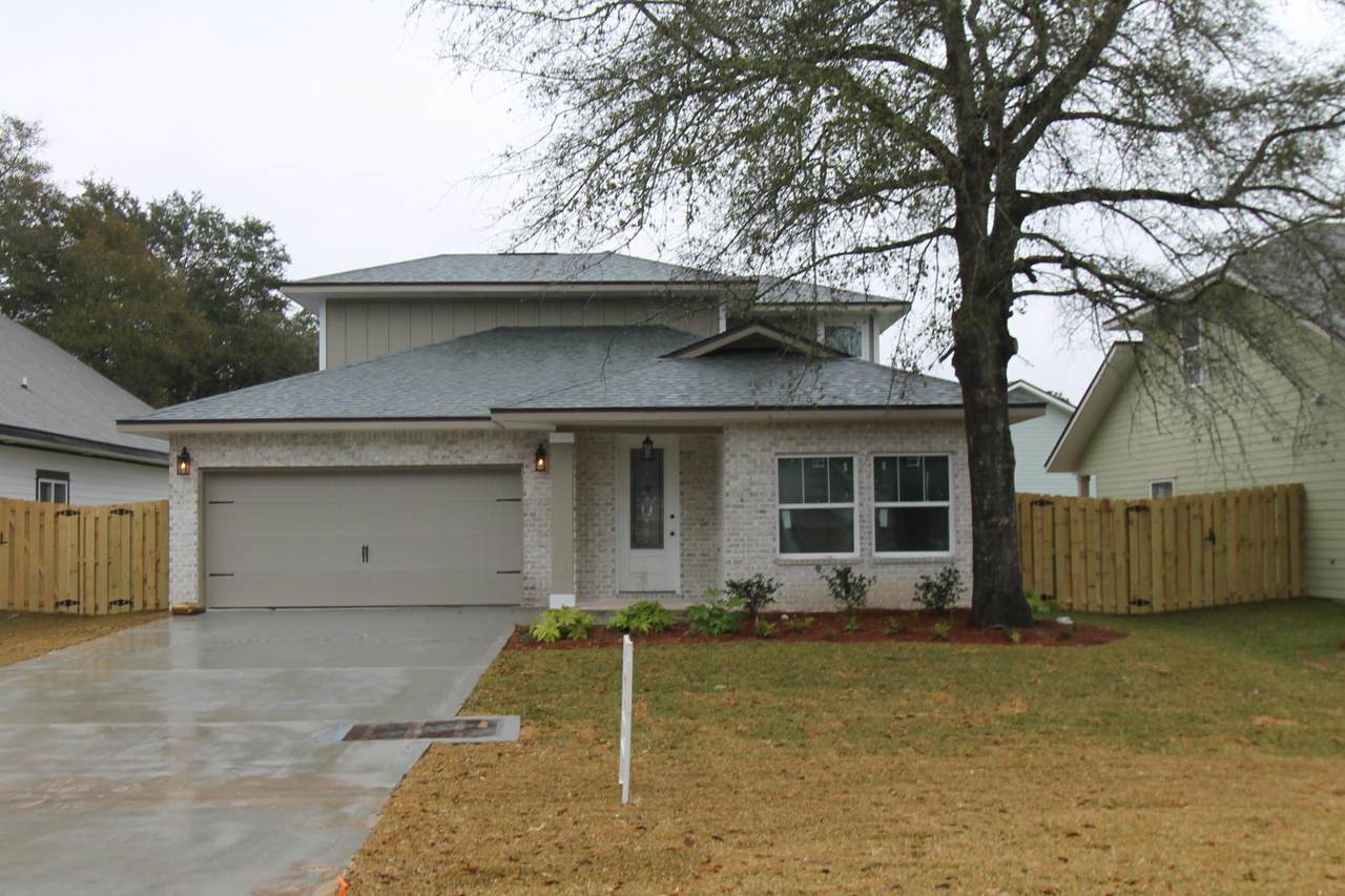 60 4th Street - Photo 1