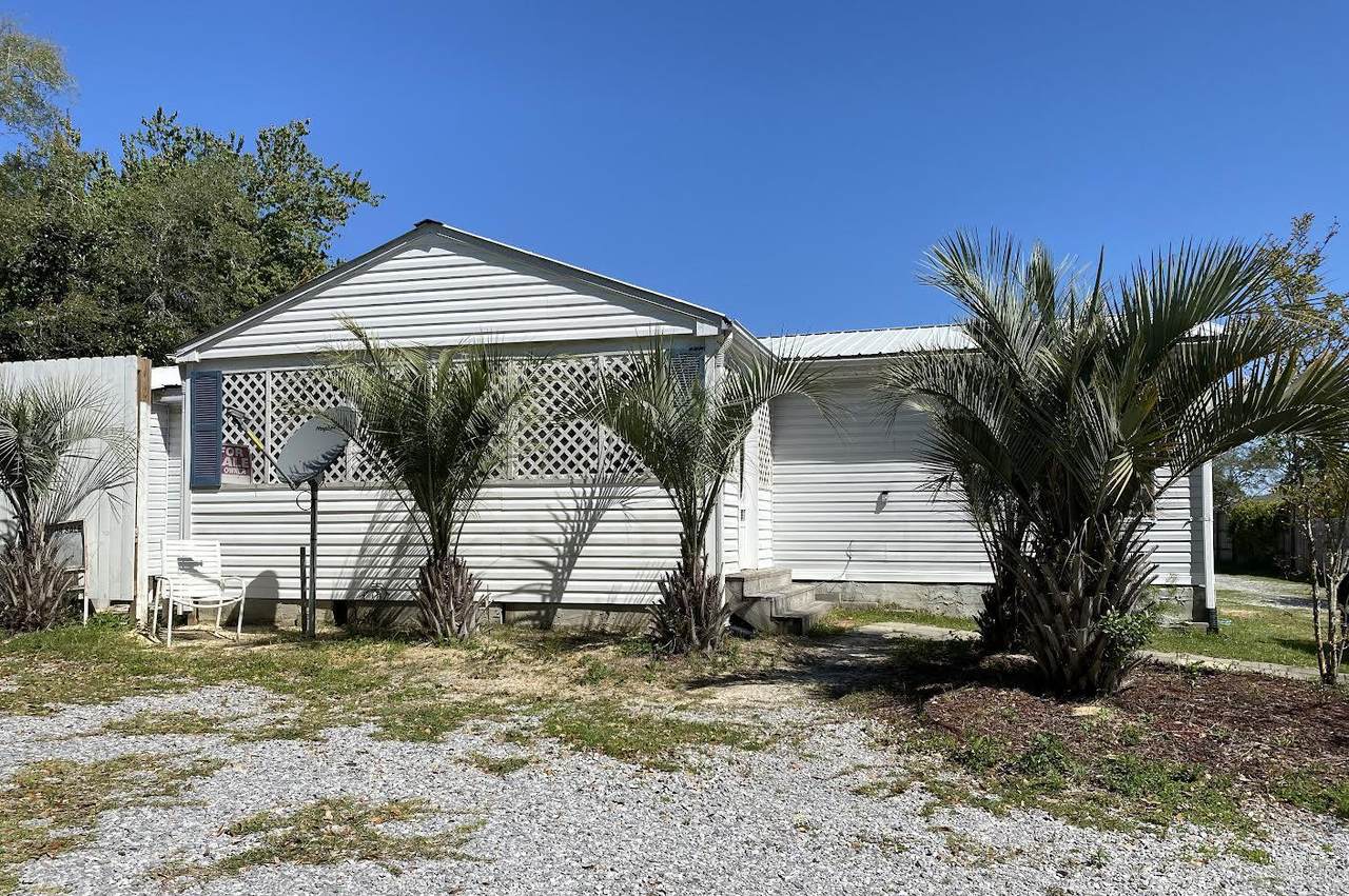 73 Santana Drive - Photo 1