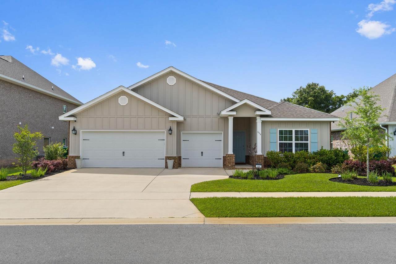 664 Cornelia Street - Photo 1