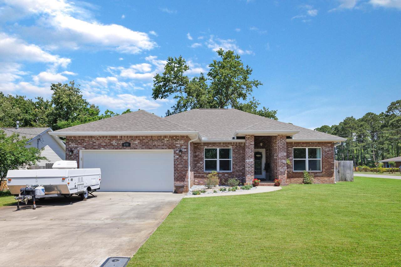 600 Wildwood Street - Photo 1