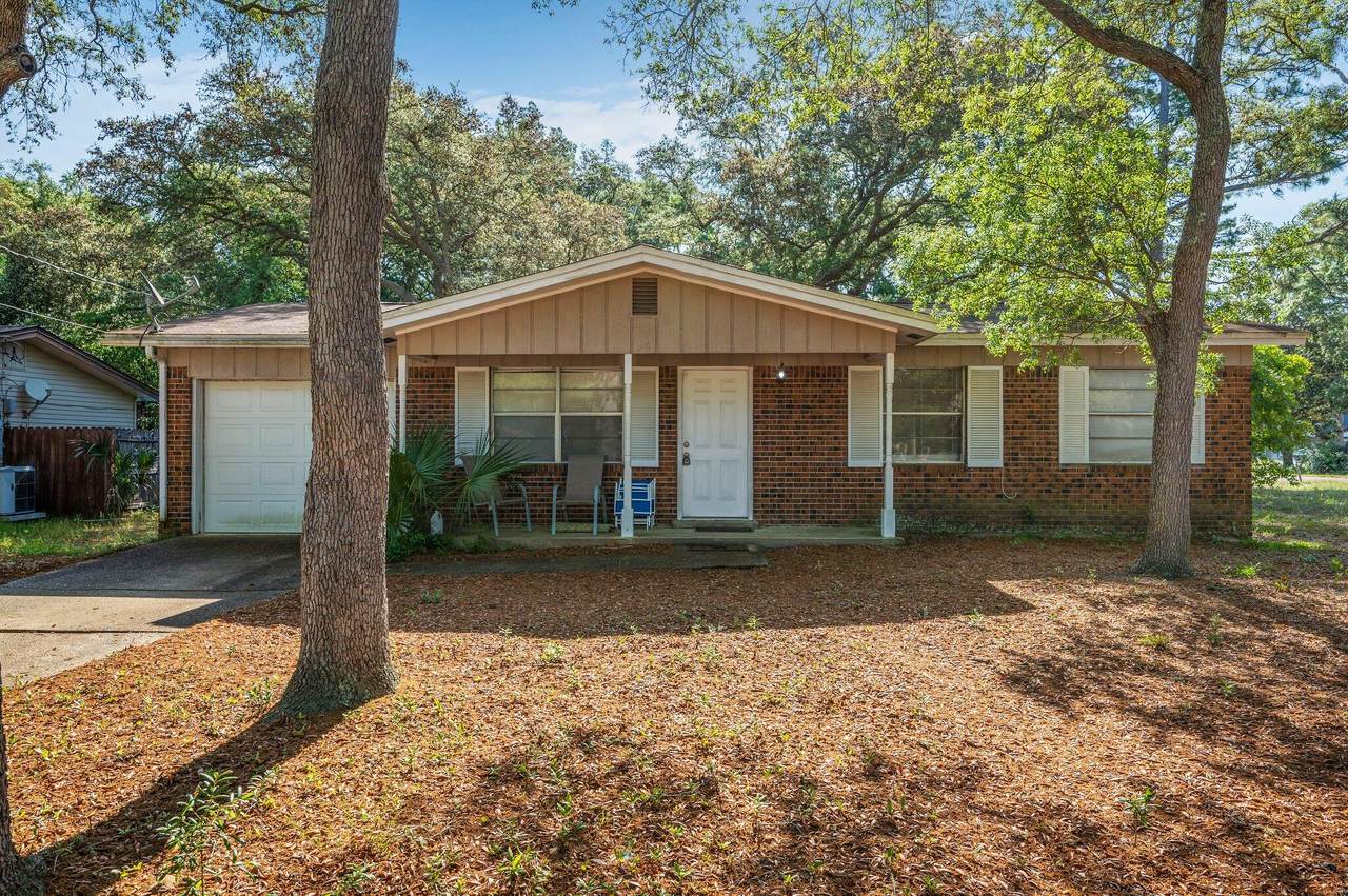 50 Berwick Circle - Photo 1