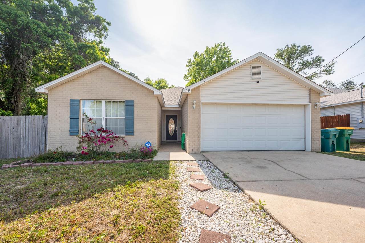 16 Cactus Road - Photo 1