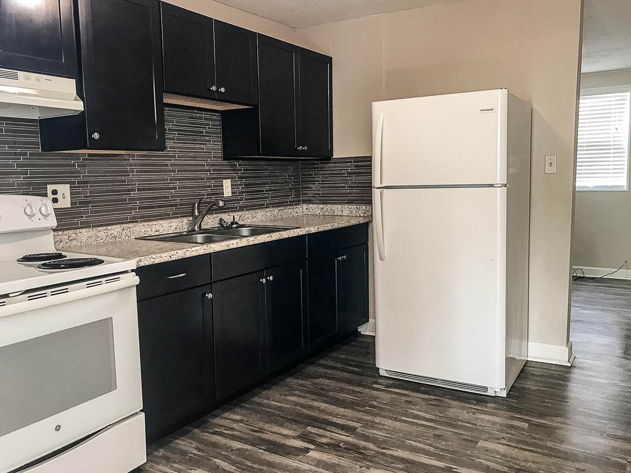 150 John Sims Parkway - Photo 1