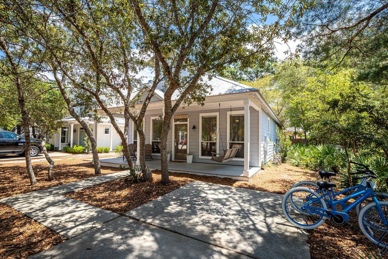 462 Clareon Drive - Photo 1