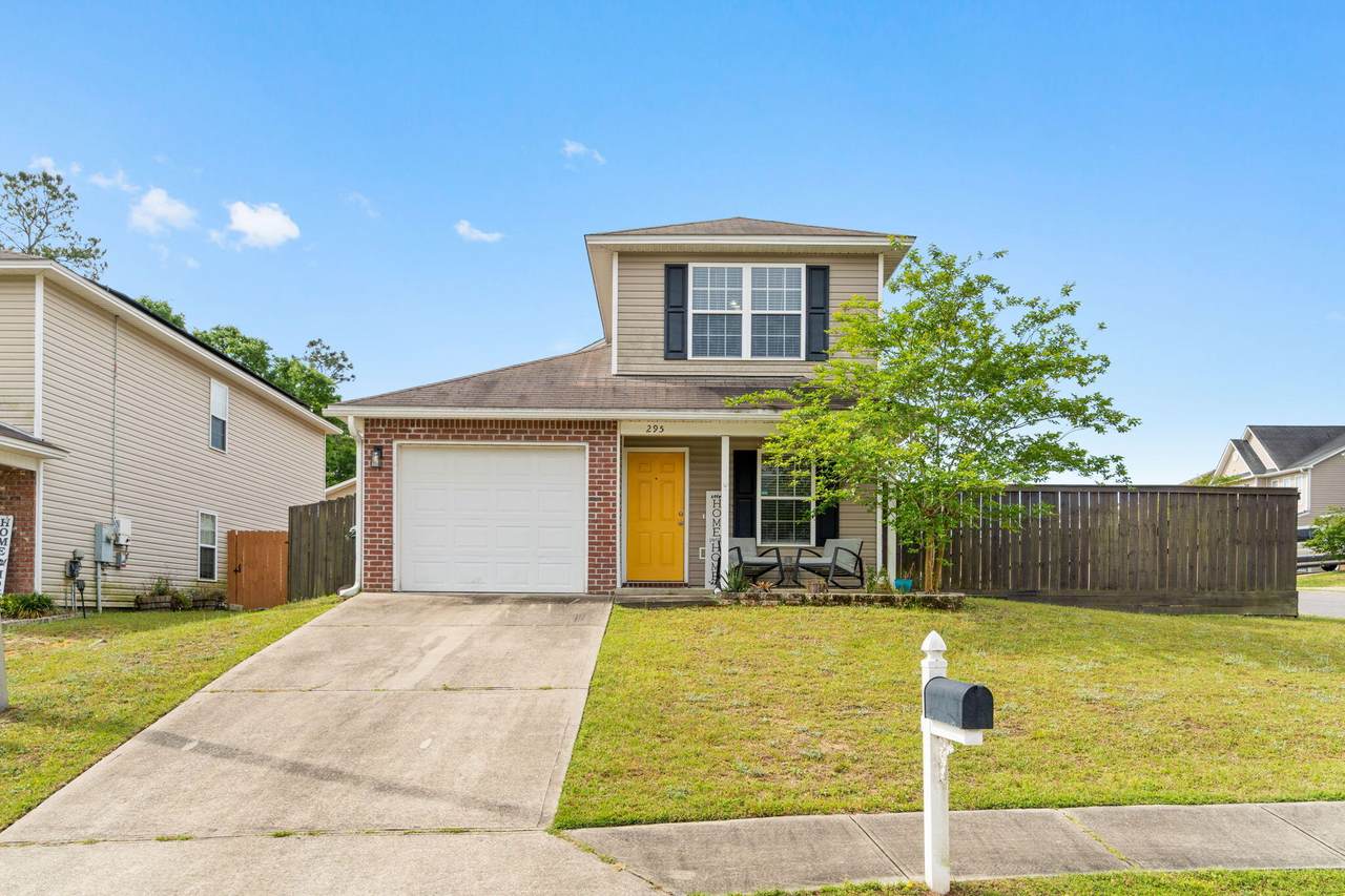 295 Dahlquist Drive - Photo 1