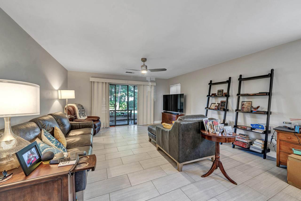 209 Southlake Court - Photo 1