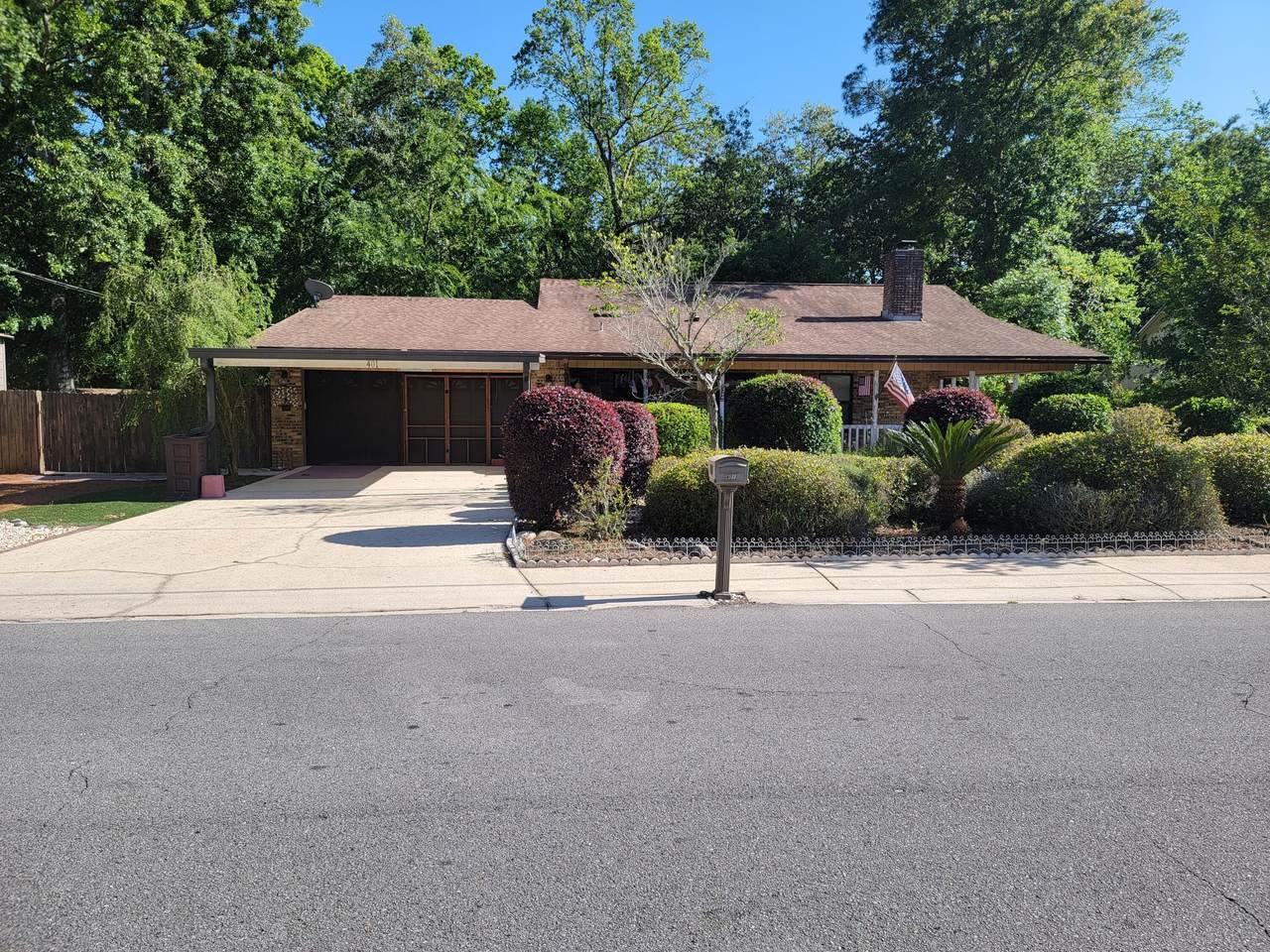 401 20th Street - Photo 1