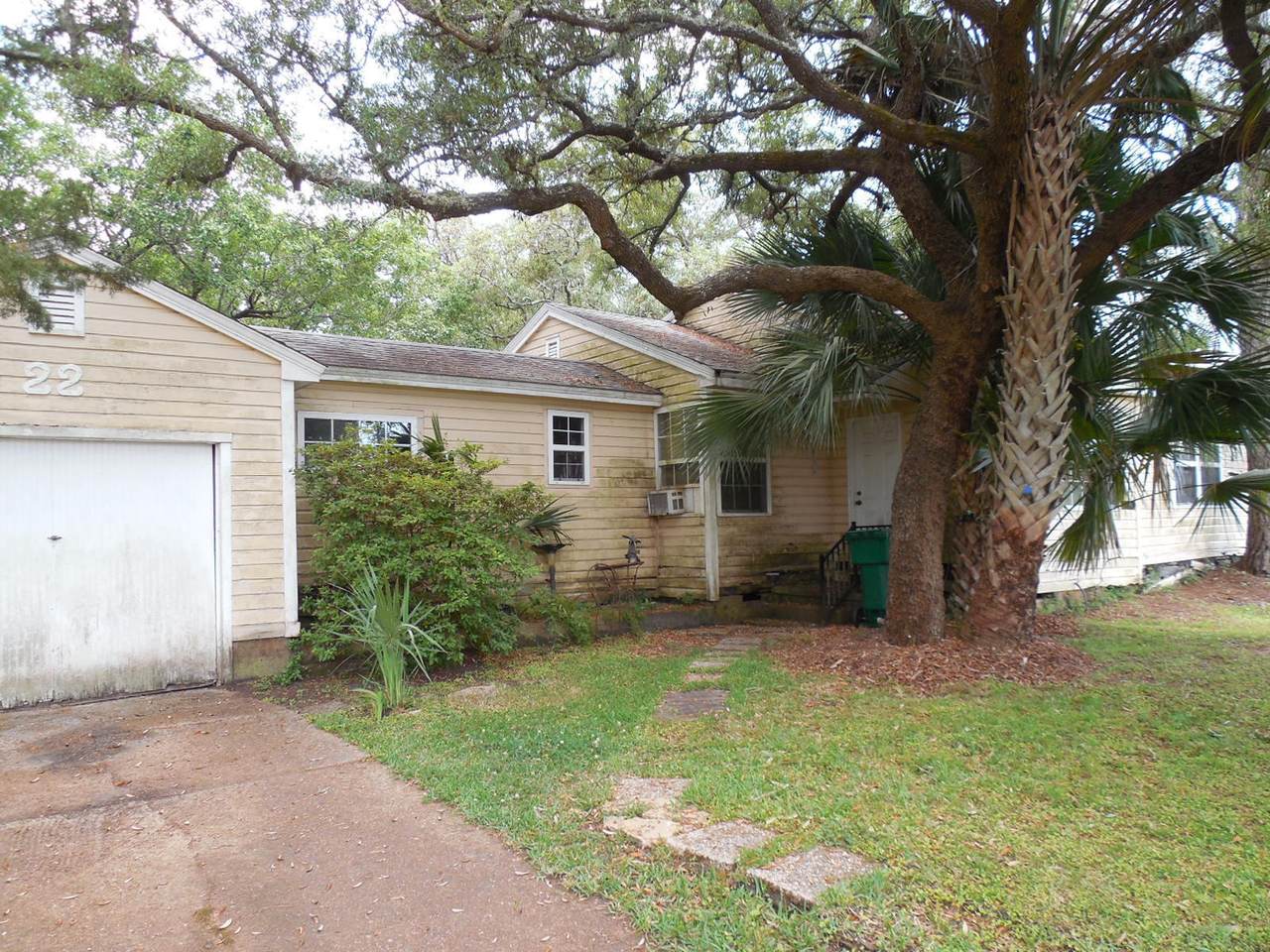 22 Shalimar Drive - Photo 1