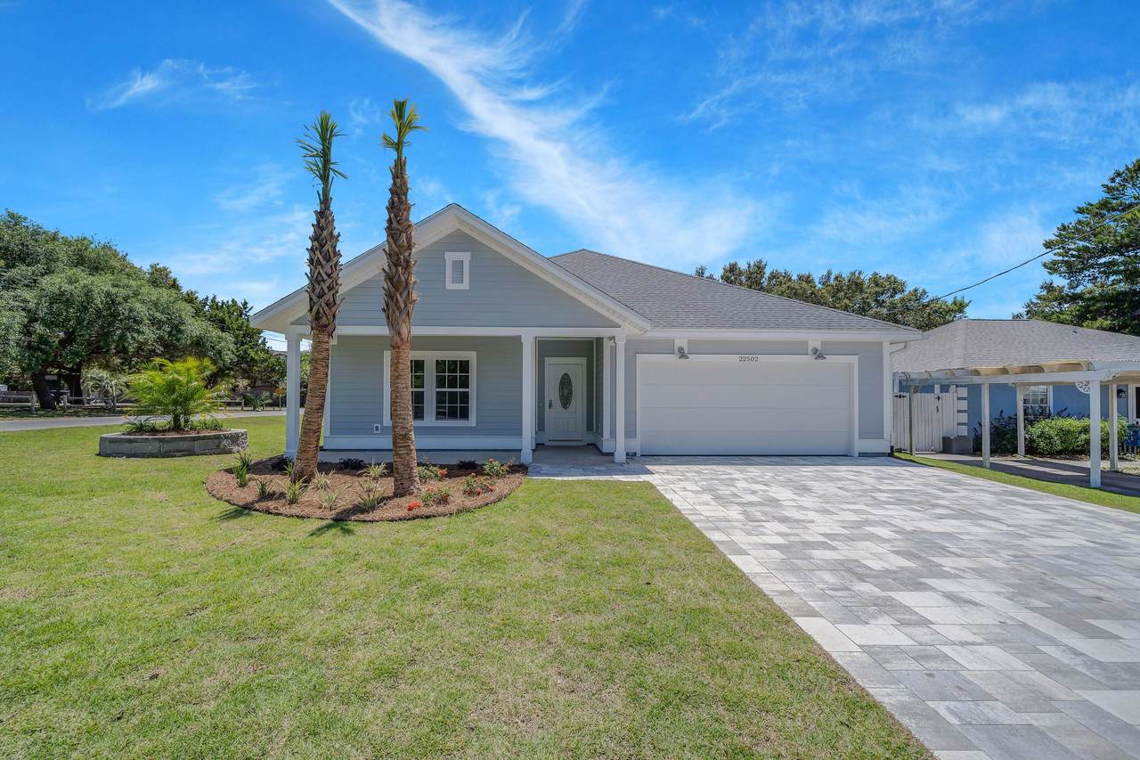 22502 Lakeview Drive - Photo 1