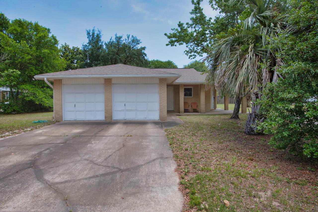 1816 Bluetip Drive - Photo 1