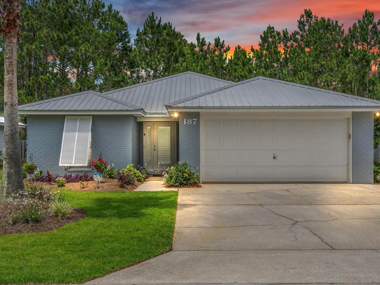 187 White Heron Drive - Photo 1