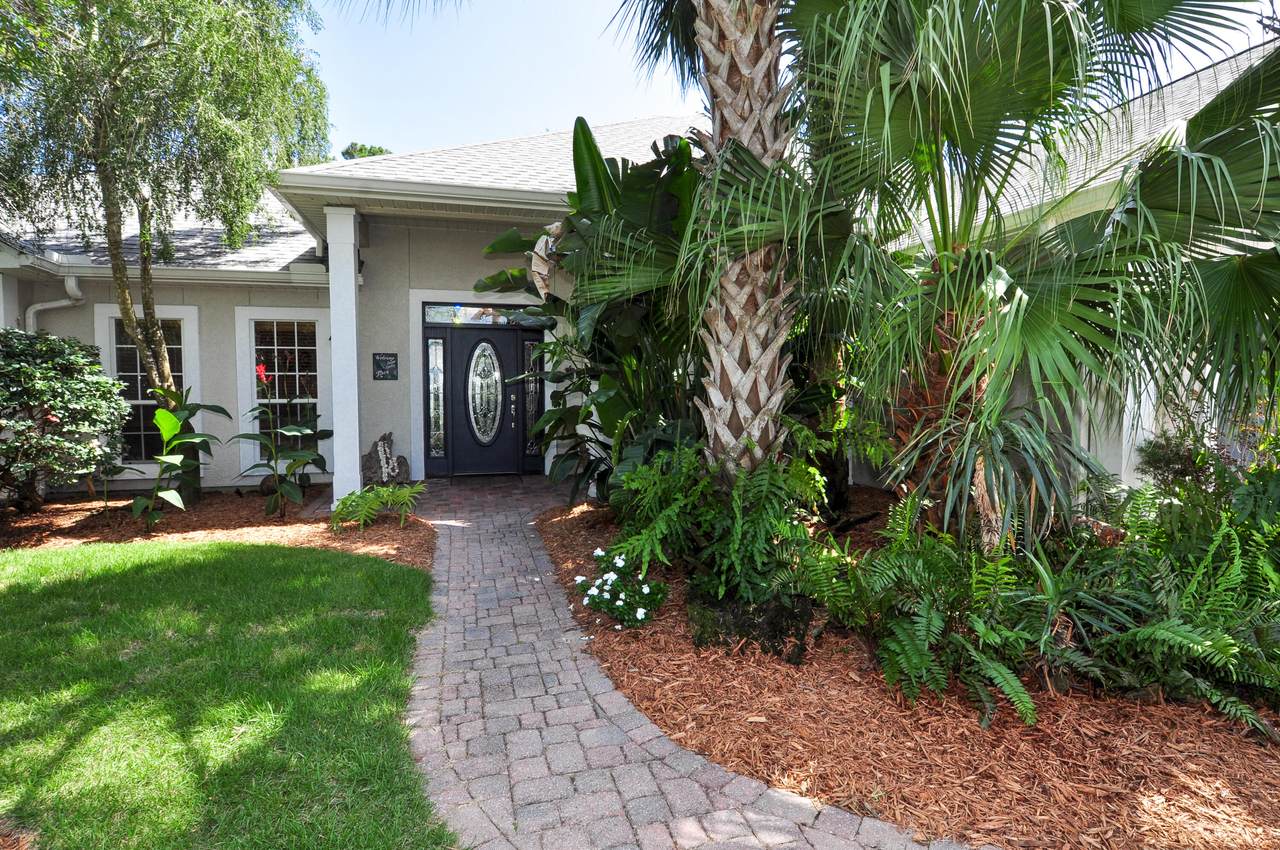 118 Royal Palm Boulevard - Photo 1