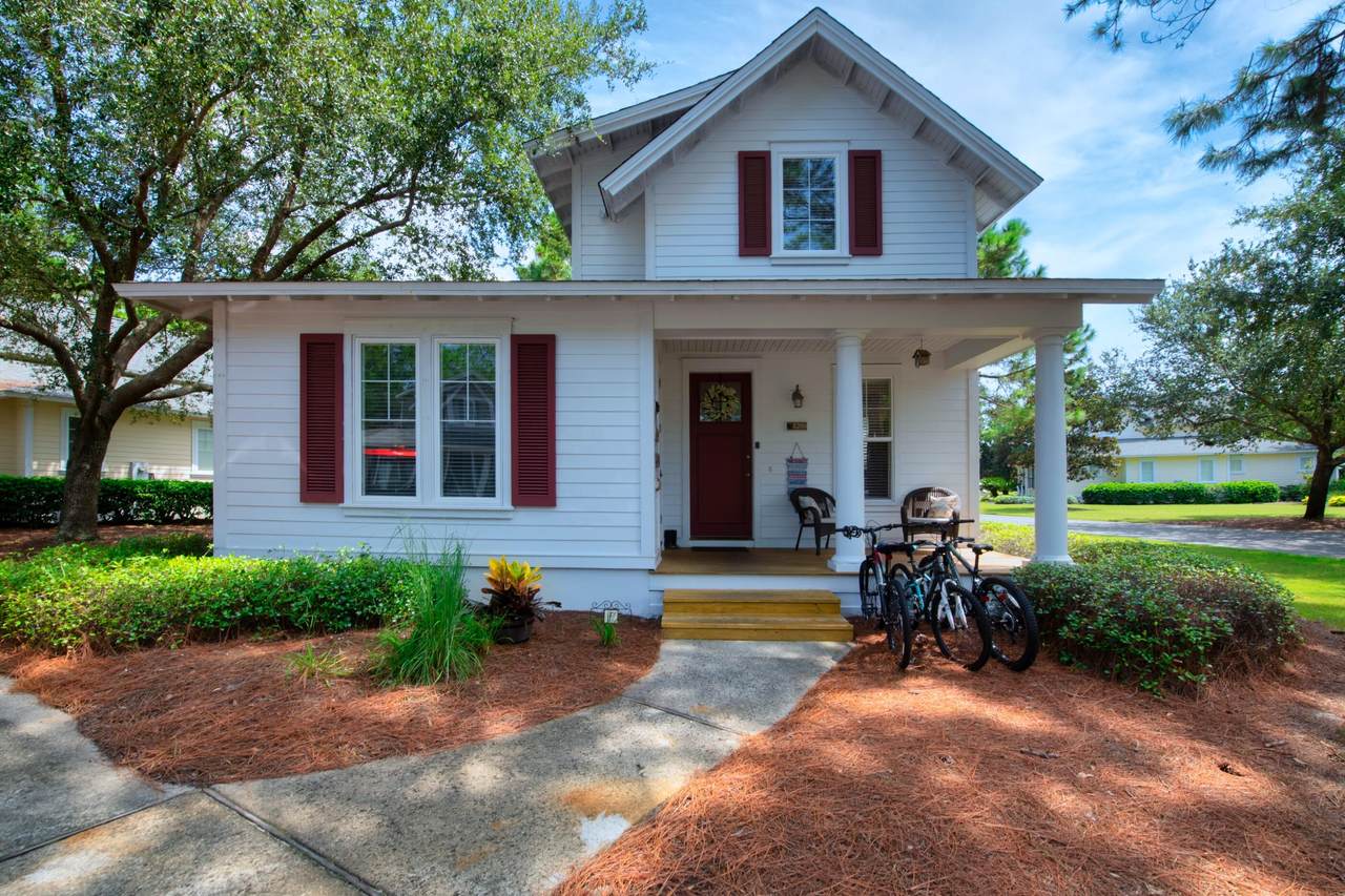 1298 Laurel Way - Photo 1