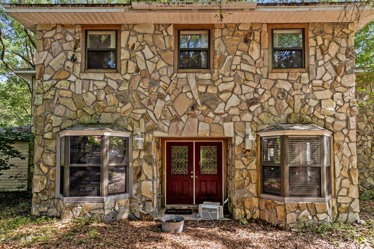 120 Thurston Place - Photo 1