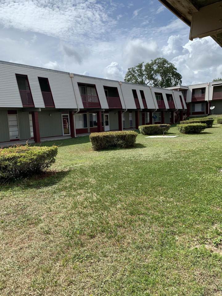 210 Pelham Road - Photo 1