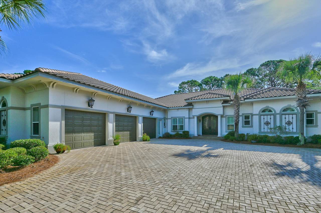 1492 Island Green Lane - Photo 1