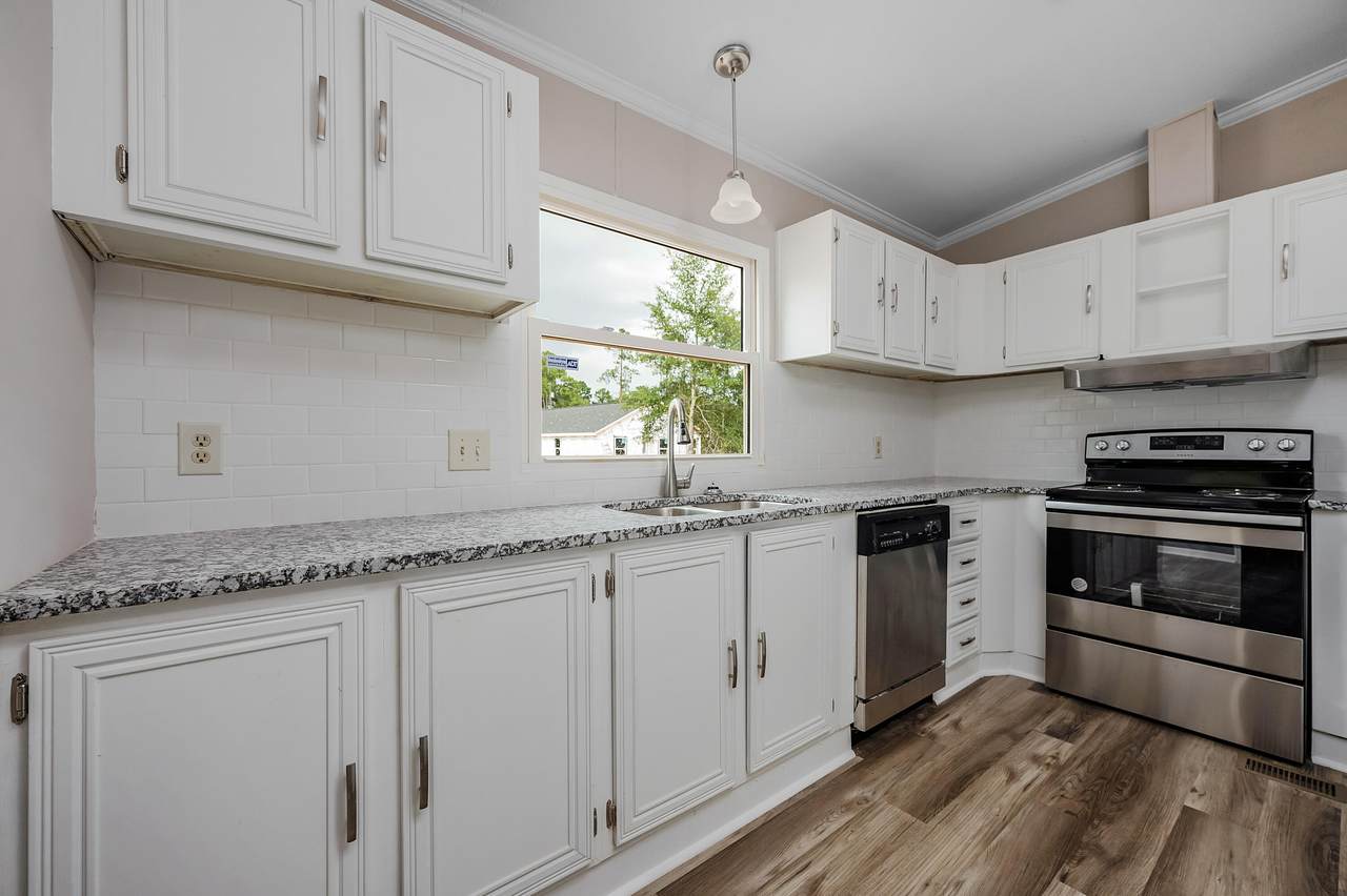 4625 Canary Way - Photo 1