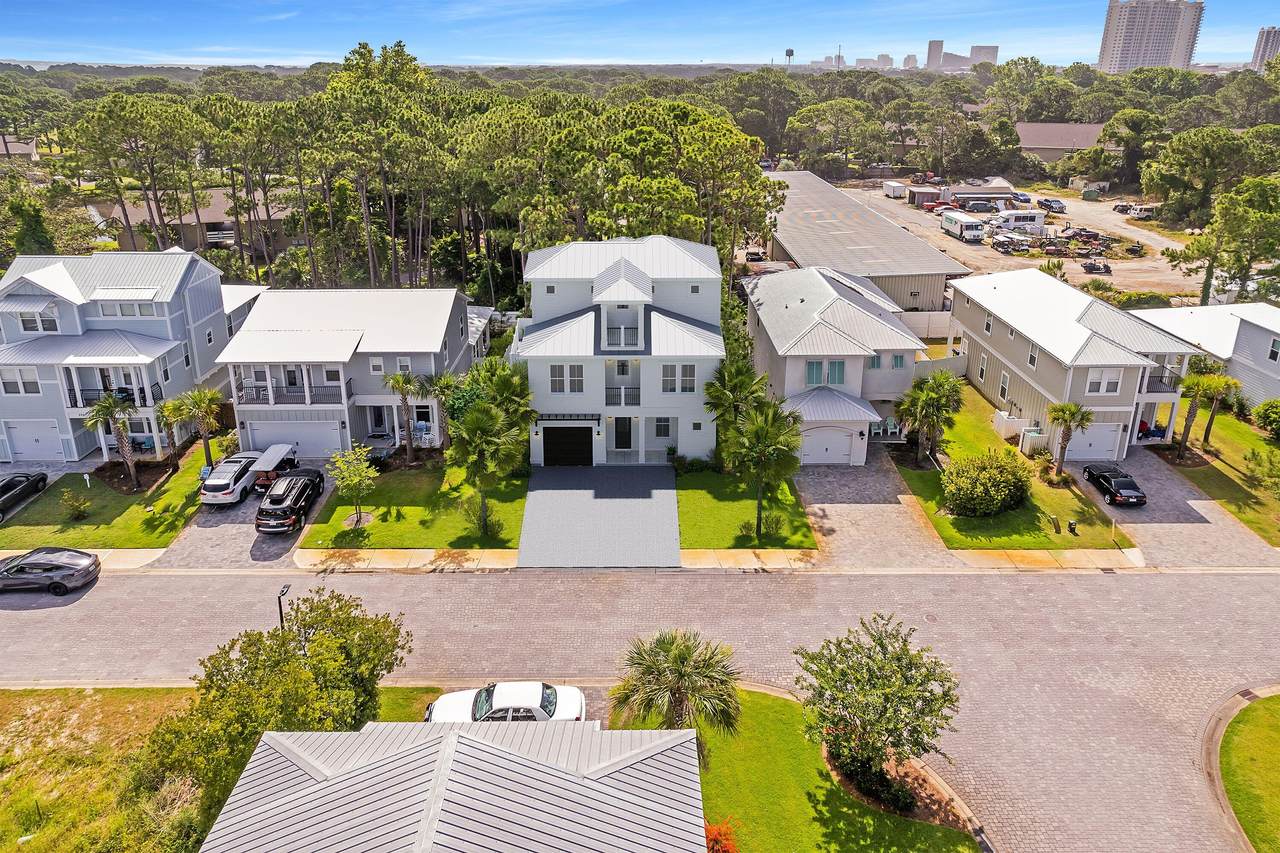 11 Lakeland Drive - Photo 1