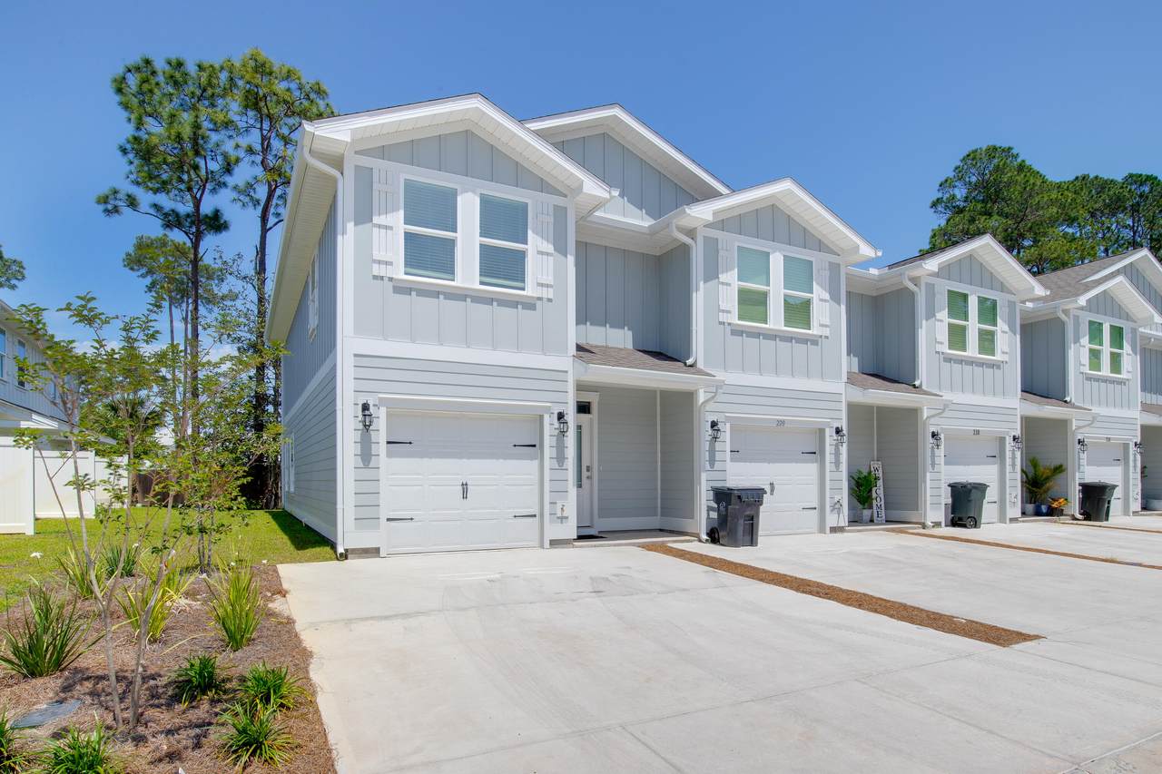 224 Sandhill Pines Drive - Photo 1