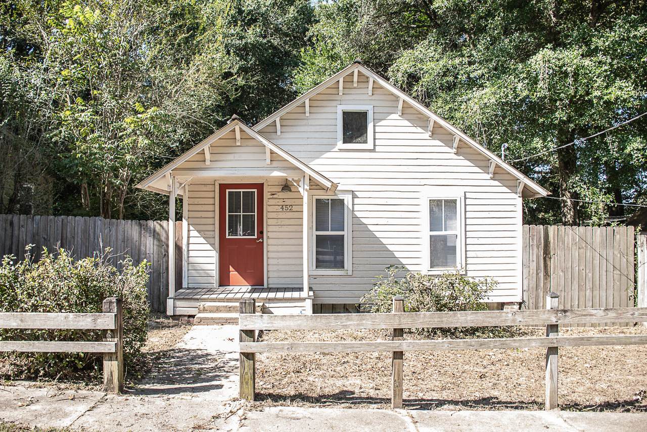 452 Spring Street - Photo 1