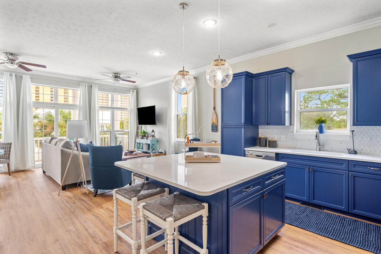 512 Dement Circle - Photo 1