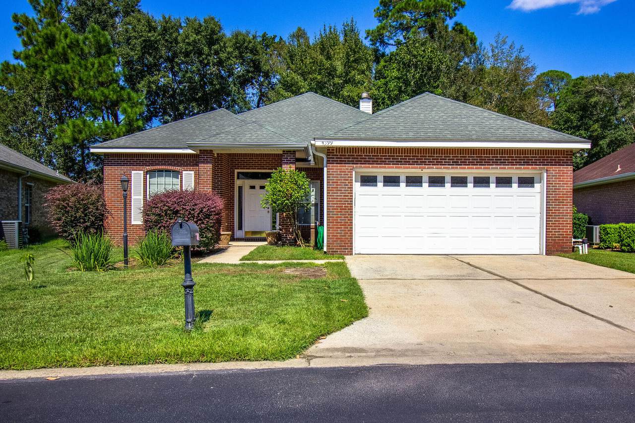 4399 Vardon Way - Photo 1