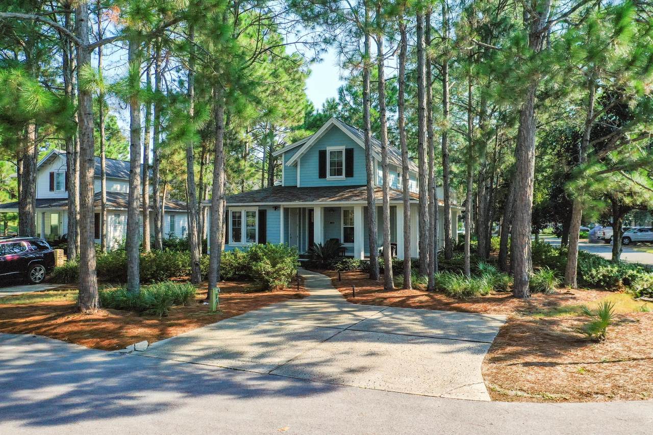 1345 Ravens Run - Photo 1