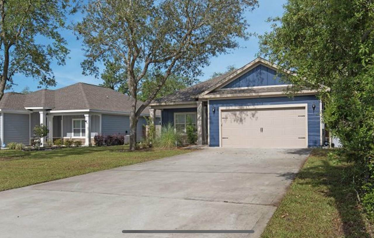 1939 Prado Street - Photo 1