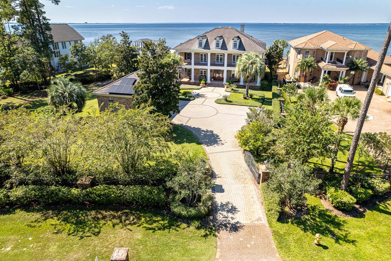671 Driftwood Point Road - Photo 1