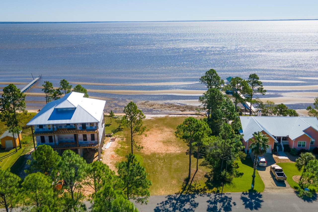 1172 Oyster Bay Drive - Photo 1